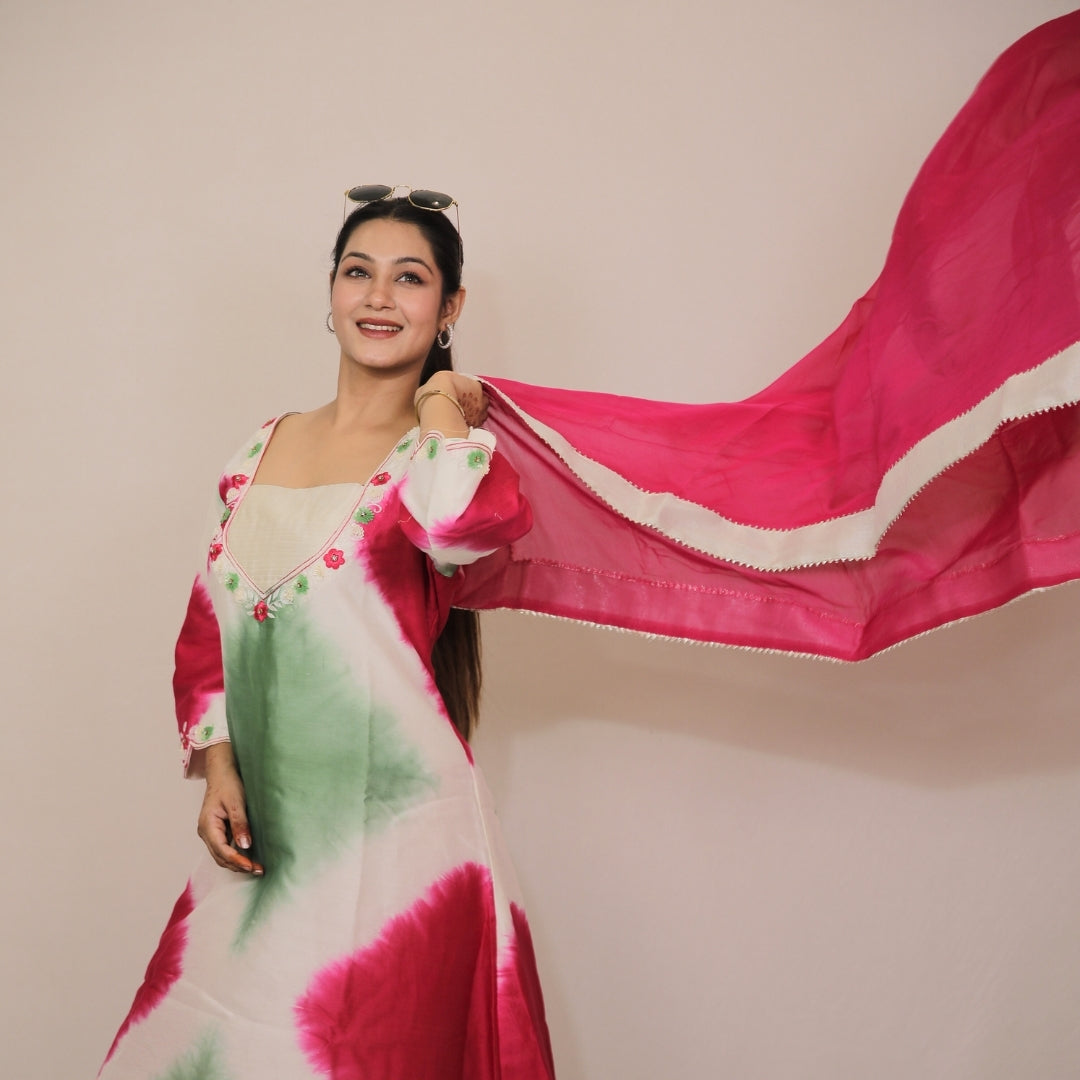 ROSE MINT TIE-DYE EMBROIDERED SUIT SET